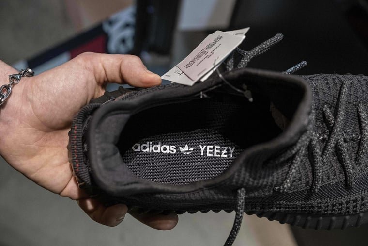Verkaufsplattform fr Straenmode: Leute kamen aus den Emiraten zu uns in  den Laden, nur fr Yeezys.