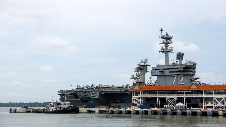 https://images.wiwo.de/z-JakFhOde1e/cover/900/506/0/0/107/106/0.5/0.5/us-flugzeugtraeger-abraham-lincoln-in-malaysia.jpg