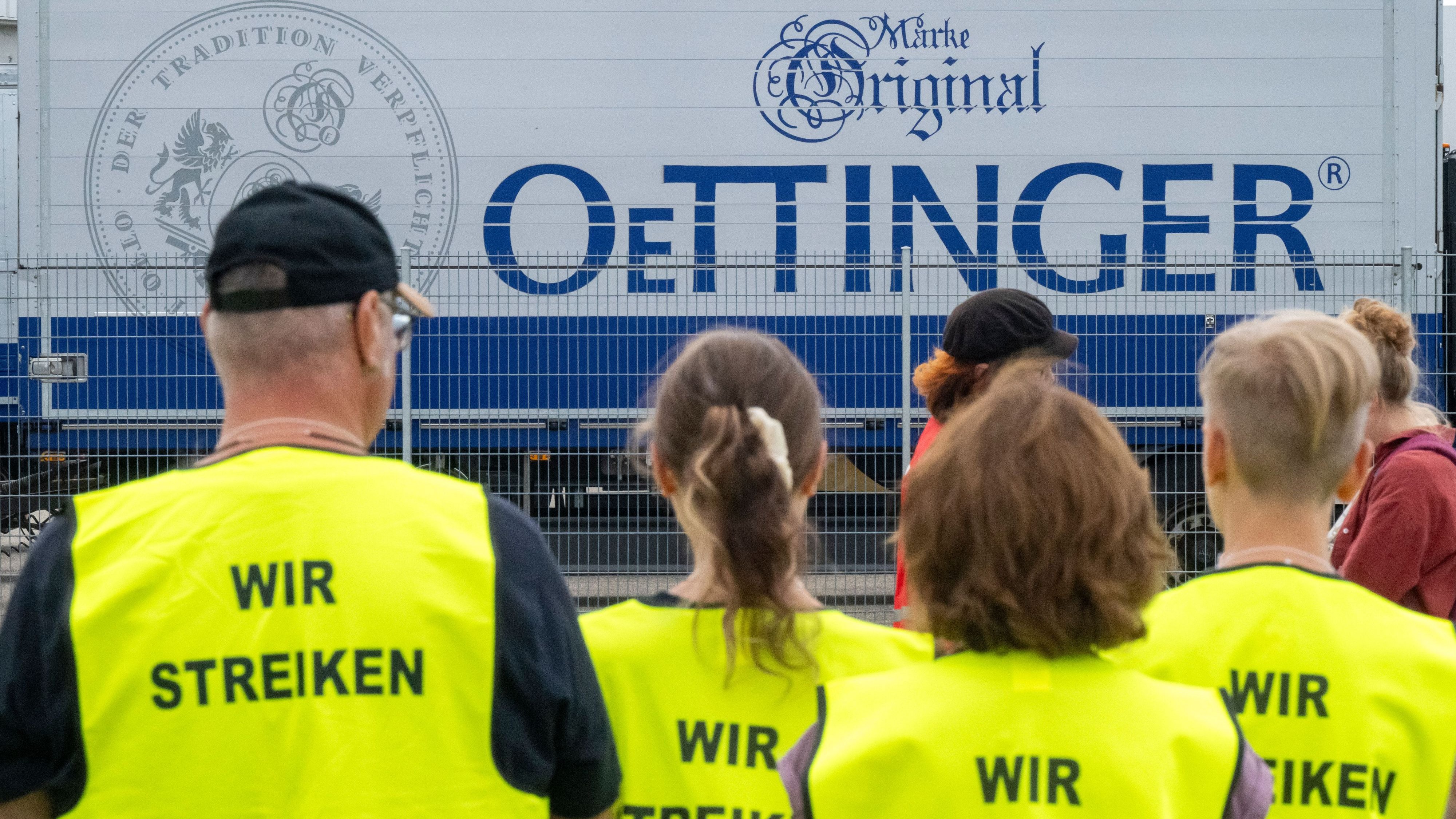 Tarifstreit: Oettinger-Brauerei drohen Streiks nach geplatzter Einigung