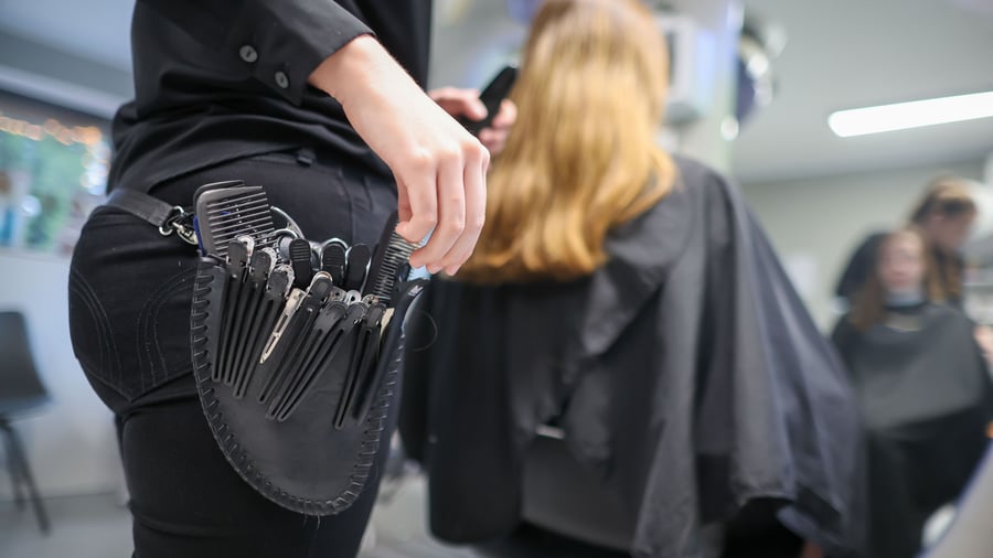 Haarschnitt-Kosten: Darum wird der Friseur immer teurer