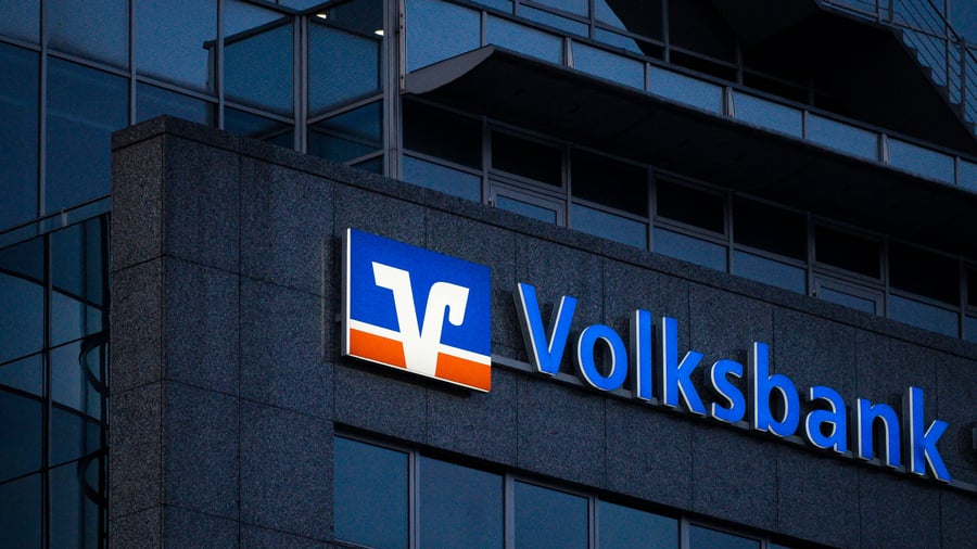 Volksbank Brawo: Die Volksbank, das Nobellokal und die immer größeren Verluste